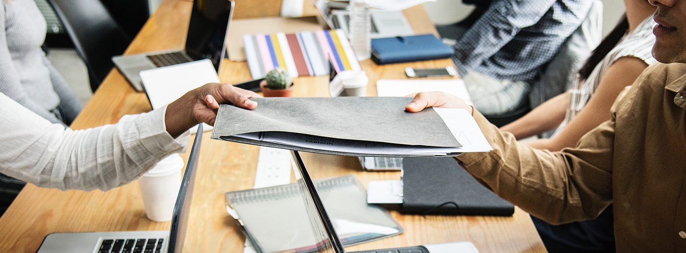 Neben zahlreichen Teilnehmern aus Unternehmen und Kammern konnte das ICB-Team Frau Kunert vom Bundesinstitut für Berufsbildung und Herrn Dr. Hagemann vom Deutschen Zentrum für Luft- und Raumfahrt e.V. (Neue Medien in der beruflichen Bildung) begrüßen.