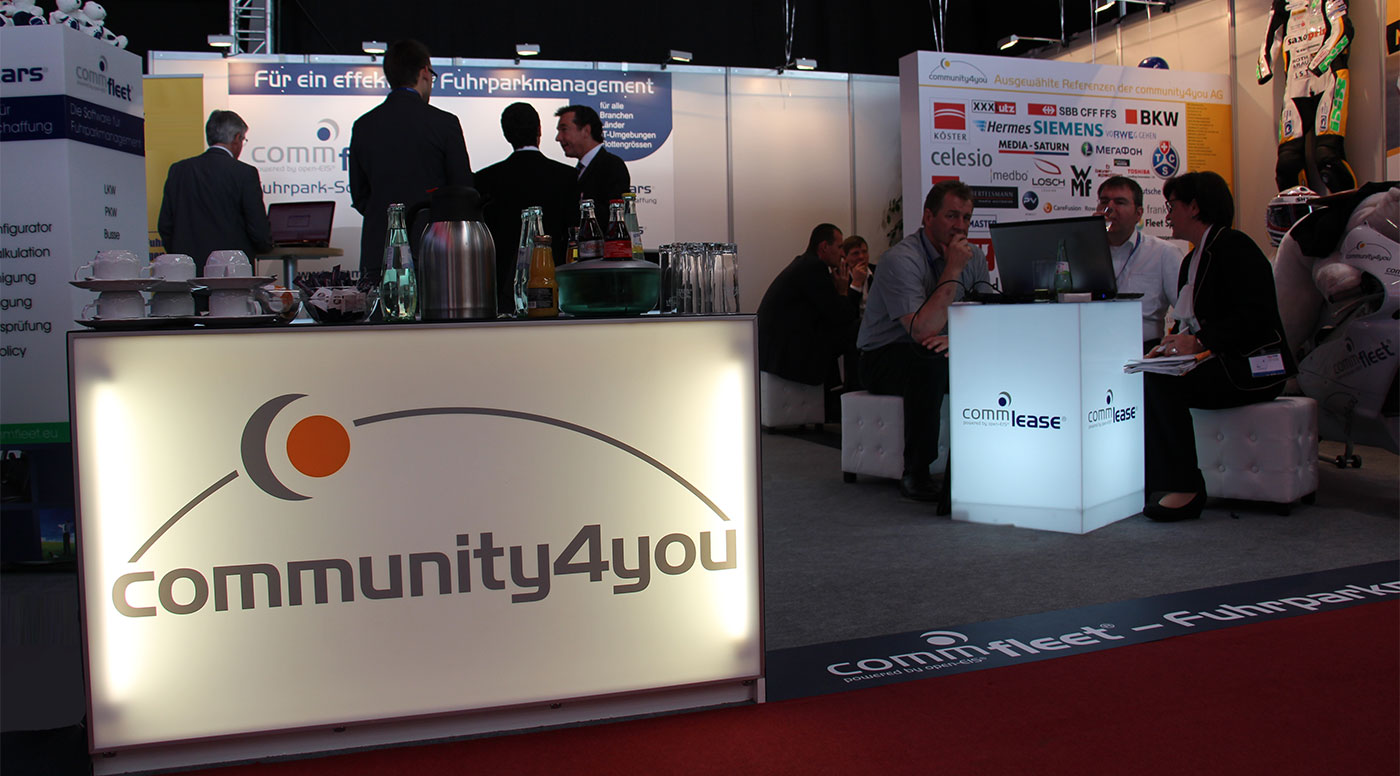 community4you AG präsentiert comm.fleet auf dem Fuhrpark-FORUM 2014 | Blick auf den Messestand